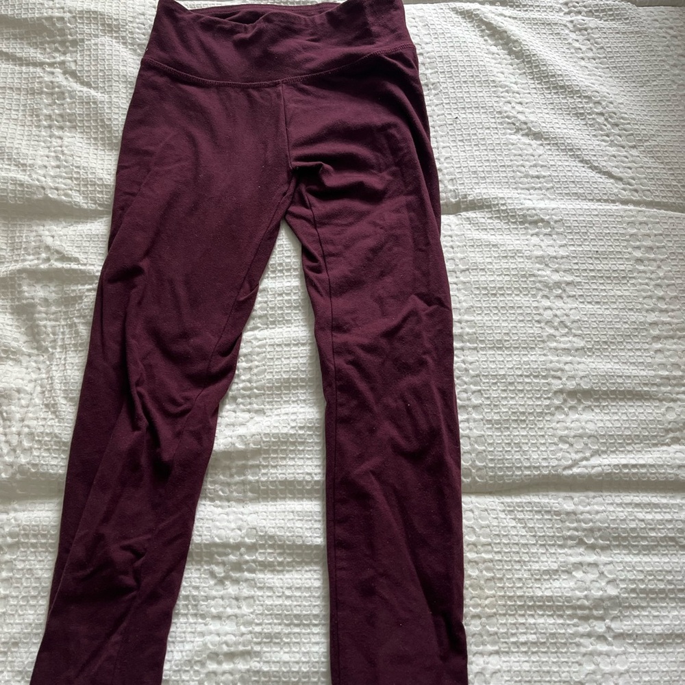 Women’s Maroon Stretch Leggings